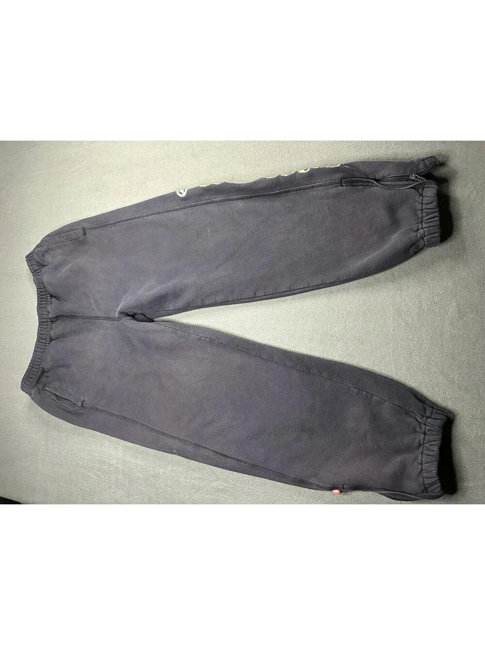 Echo y2k distressed